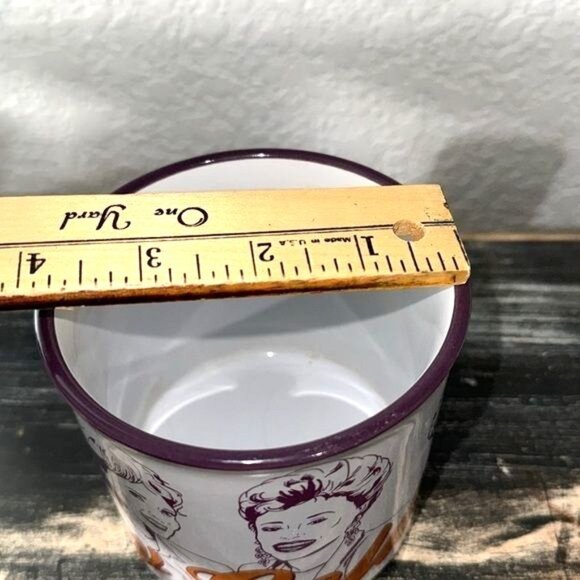 The Golden Girls 20 Oz Ceramic Mug By Silver Buffalo - Picture 7 of 8